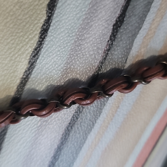 ELLIOT Lucca Y2K Striped Pastel Crossbody - Picture 2 of 12